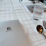 アクア ダイニング - テーブルセッティング