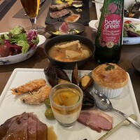 ブッフェアンドカフェ スロープサイドダイナー ザクロ - 