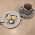 キャトル - 食後に、ゆずシャーベットのサービス