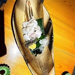 いざかや しん - リクエスト料理の鱧湯引きです(o^^o)