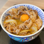 吉野家 - 料理写真:牛丼 特盛 御飯少な目 + 玉子☆