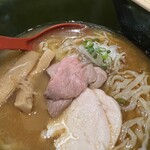 焼きあご塩らー麺 たかはし 新宿本店 - 