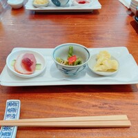 青菜 丸の内ブリックスクエア店 - 前菜3種