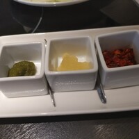 博多もつ鍋 やま中 赤坂店 - 柚子胡椒　唐辛子　