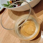 ボーノ - カルロマーノ グリッロ  シャルドネ　グラス 550円