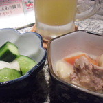Okinawaryouriizakayaawamorishouchuushimanchu - きゅうりと蕪の浅漬け、肉じゃがセレクト
