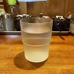 横浜家系ラーメン 三郷家 - 水。