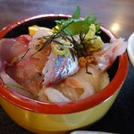 Haya Iso - 海鮮丼