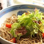 和創作隠れ家 うち和 - 和風　そばのサラダ 580円