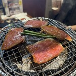 炭火焼肉 3丁目 - 
