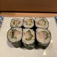 鮨丸 - コハダとシソの細巻き