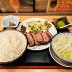 Gyuutan Sumiyaki Rikyuu - 牛たん極定食（5枚10切）