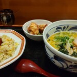 のっぴんらー麺 - 半チャーハン定食