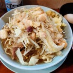 Ramen Fuji Maru - ラーメン少な目 1,000円　ブタカスあぶら 50円　生たまご 100円