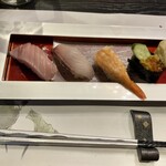 Kaisen Chaya Senzan Honten - にぎり寿司