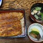 うなぎ 浜名 - うな重(中) 肝吸いお新香付き　6300円