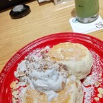 むさしの森珈琲 札幌二十四軒店 - ローストナッツパンケーキ