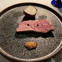 THE KAWABUN NAGOYA - うまみ豚と野辺地蕪の炭火焼