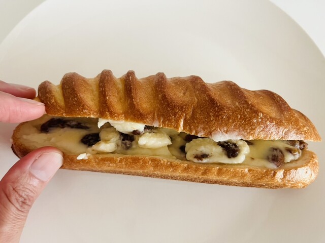 Bread Farm - Miurakaigan/Bread | Tabelog