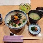 Mokugyo an - やまかけ海鮮丼