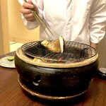 京懐石 みのきち - 松茸を目の前で炭火焼き