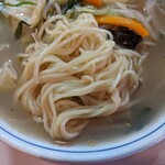 中華料理 八幡 - タンメンの麺
