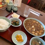 中華食堂 鶴園 - 麻婆豆腐定食