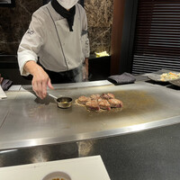 神戸牛 鉄板焼 リオ 大阪御堂筋店 - 
