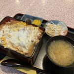 Soba Dokoro Nagoya - かつ丼（重）（単品）