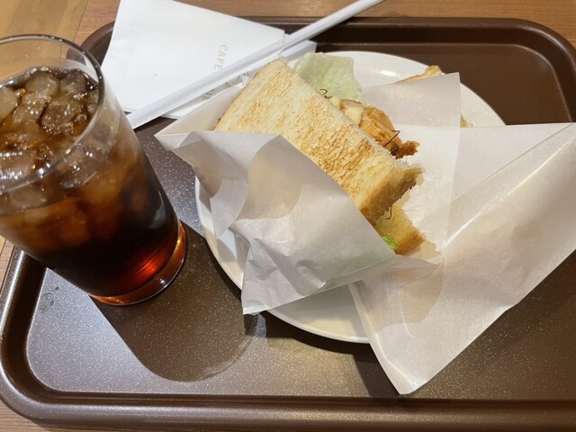 Cafe de Crea Yoyogi Higashiguchi Ten