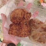 Toramasa - からあげ、1つがとっても大きいです！でも下味付いてないのか、薄味でした。