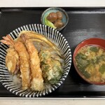 伊右衛門のご飯 - 七の天丼