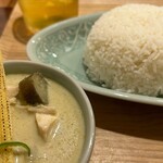 タイランドキッチン たびする子ぞう - 