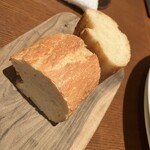 Taverna GUSTAVINO - 自家製パン