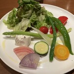 Taverna GUSTAVINO - 前菜のサラダ