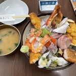 おかもと鮮魚店  - おかもと丼(2750円)