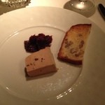 コート ドール - 冷製鴨のフレッシュフォアグラ　さくらんぼのチャツネ