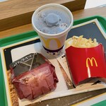 マクドナルド - 料理写真:炙り醤油風ベーコントマト 肉厚ビーフセット(840円)