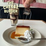 THE CHEESE BURGER - 『イタリアンプリン¥400』
      『エスプレッソチョコレートシェイク¥550』