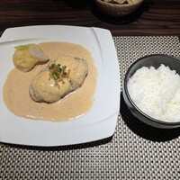 旬菜ステーキ処 らいむらいと - らいむらいと風チーズハンバーグ　