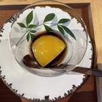 茶房 贔 - 桜桃に黒蜜がかかってました