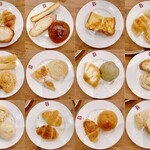 バケット - パン食べ放題　418円　※1人分