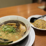 河童ラーメン本舗 箕面店 - 