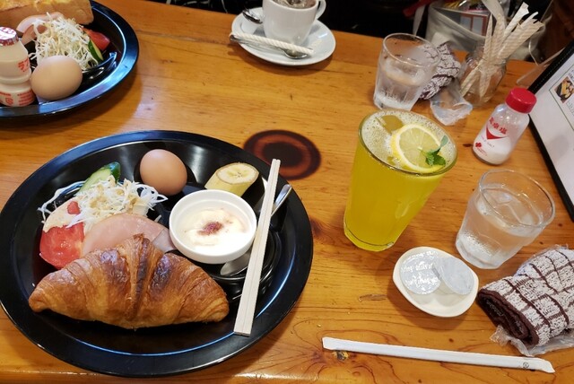 Coffee & Oyatsu Rinrin