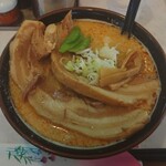 こだわりらーめん 孫悟空 - ｢肉塊(ﾛｰｶｲ)ラーメン｣にトッピング｢肉塊｣で｢ダブル肉塊ラーメン｣に。