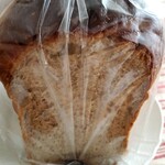 吟遊詩人 - 国産小麦のシリアル食パン