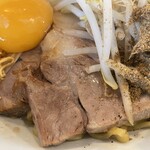 ラーメン ろたす - 2023/09/04
            まぜそば 850円
            ✳︎ニンニク 野菜 アブラ 増し増し