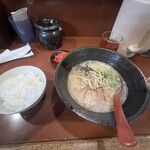 博多ラーメン　心 - 