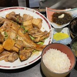 琉花 - 煮付け定食