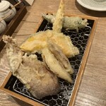 天ぷらとおでん 東京TEMPLAND - 天ぷら5種盛り⭐︎